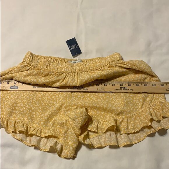 Abercrombie & Fitch High Waist Yellow Shorts with Ruffled Hem - Picture 8 of 8